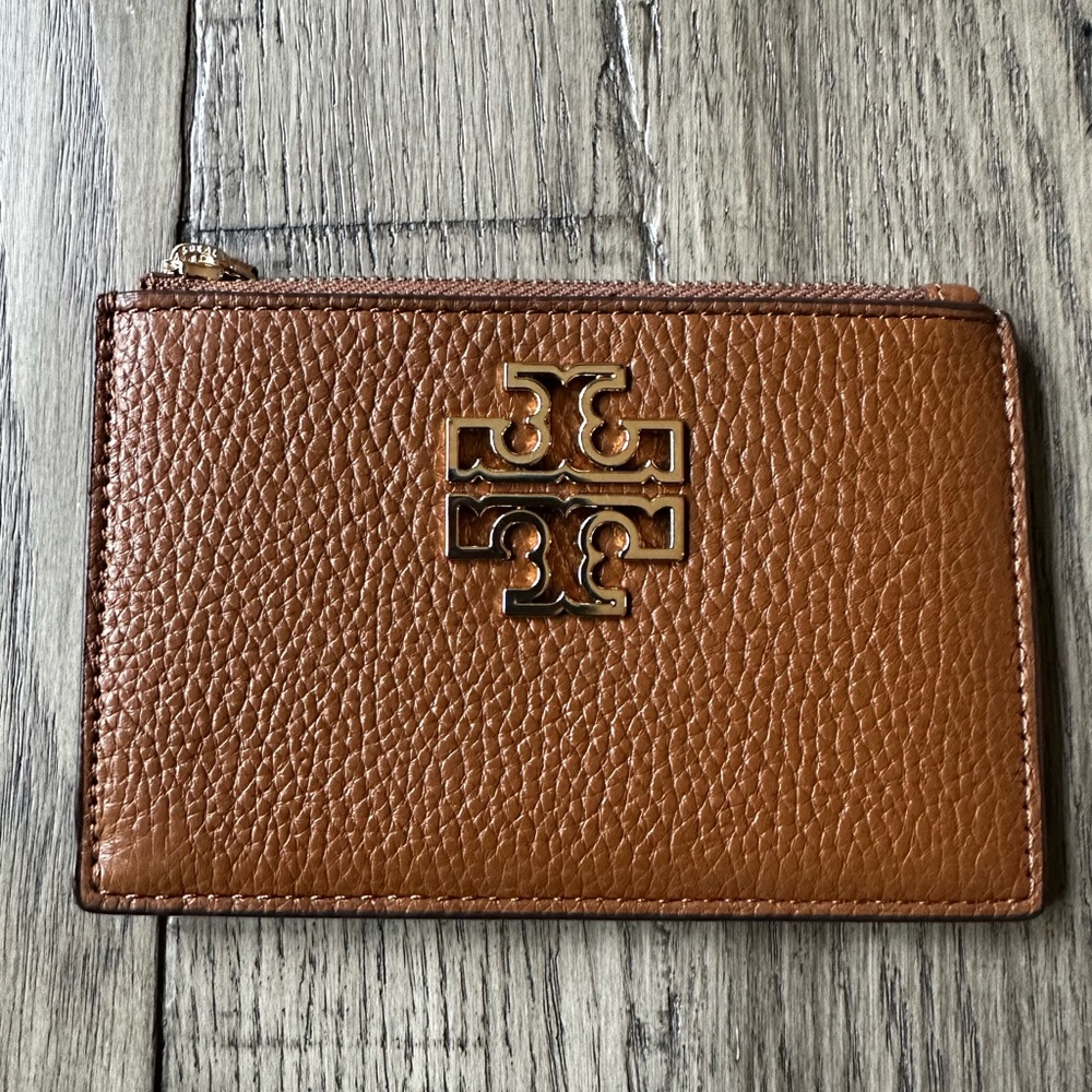 NWT Tory Burch Pebbled leather wallet